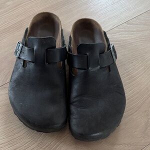 Women’s Birkenstock Black Leather Slip-On Clogs with Buckle size 37